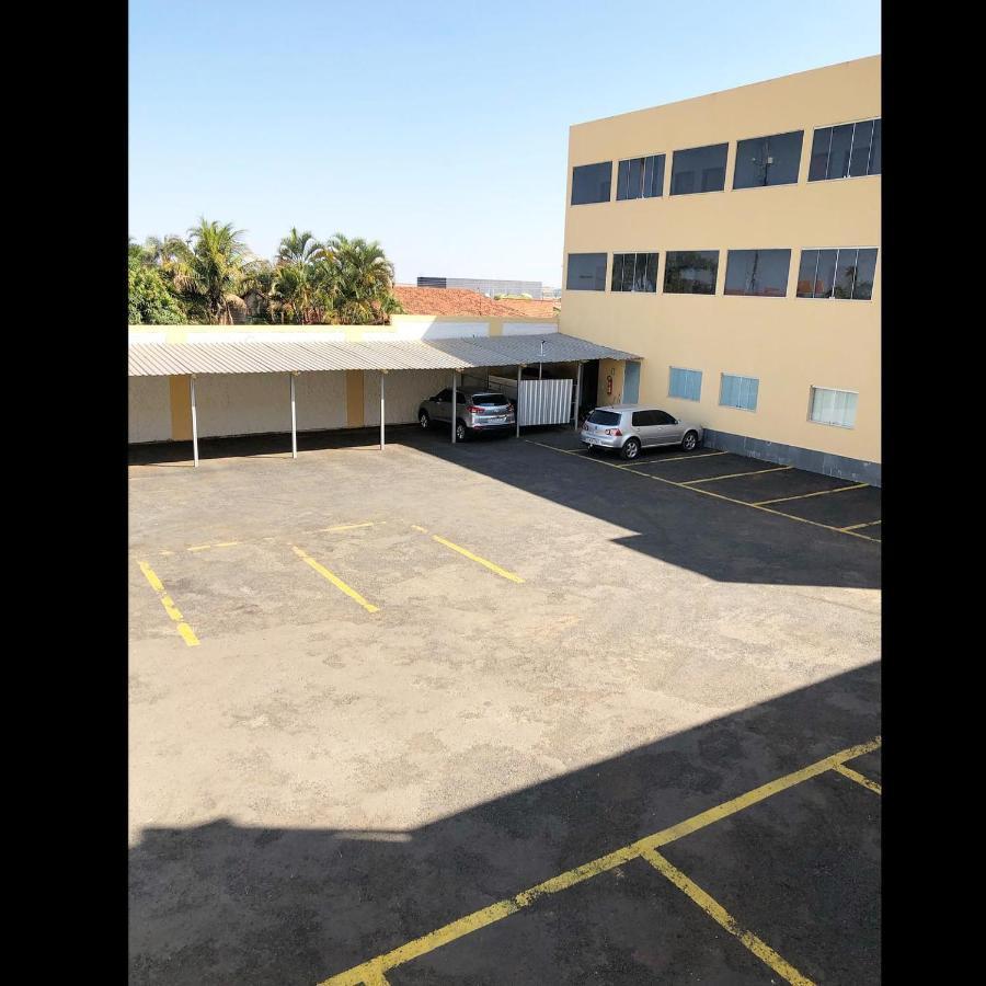 Flip Palace Hotel Buriti Alegre المظهر الخارجي الصورة